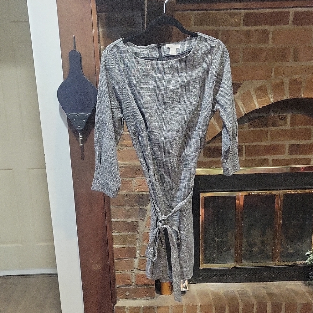 H&M Long Sleeve Gray Dress